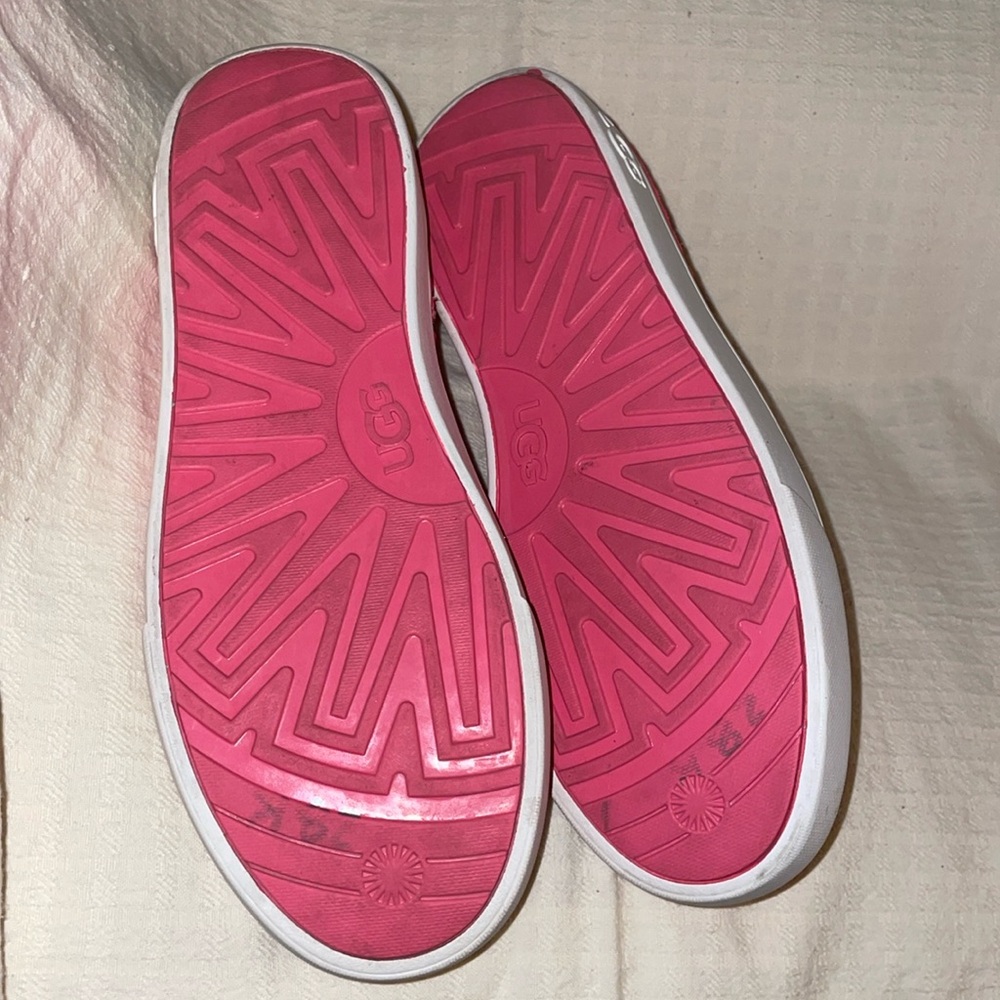 SALE😱Ugg Slip-ons - Picture 4 of 7